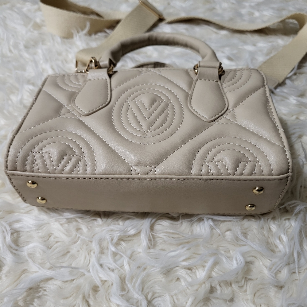 Valentino Orlandi Crossbody Purse Cream Color With Gold Hardware - Picture 8 of 14